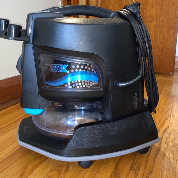 I’m selling a Rainbow vacuum cleaner, brand new only used twice!!! - Picture 3 of 6